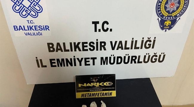 Balıkesir'de polisten 'Huzur' operasyonu: 15 zanlı yakalandı