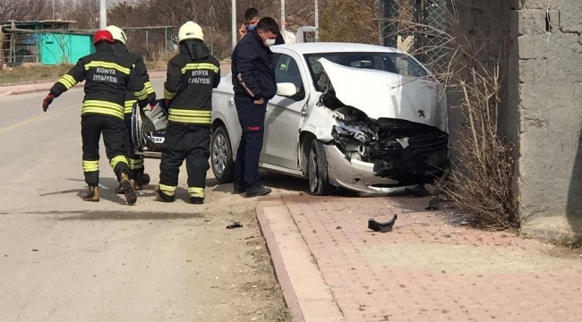 Konya'da iki otomobil çarpıştı: 1 yaralı