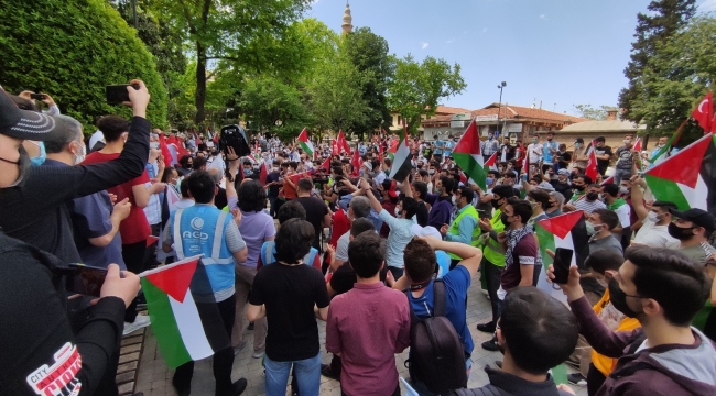Bursa'da Cuma namazı çıkışı İsrail protesto edildi