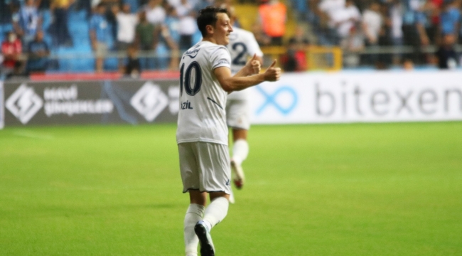 Fenerbahçe'de sezonun ilk golü Mesut Özil'den