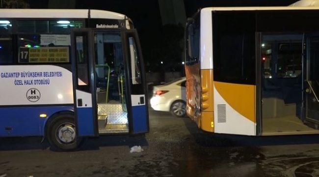 Halk otobüsü belediye otobüsüne çarptı: 9 yaralı