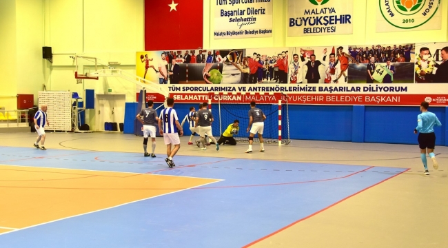 Futsal Turnuvası'nda şampiyon Malatya Büyükşehir Basın oldu