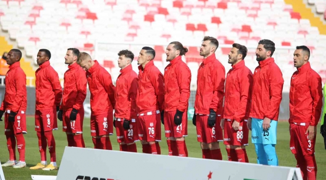 Sivasspor'da Fatih Karagümrük maçı öncesi 4 eksik bulunuyor