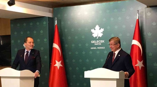 Yeniden Refah Partisi Genel Başkanı Erbakan, Davutoğlu ile bir araya geldi